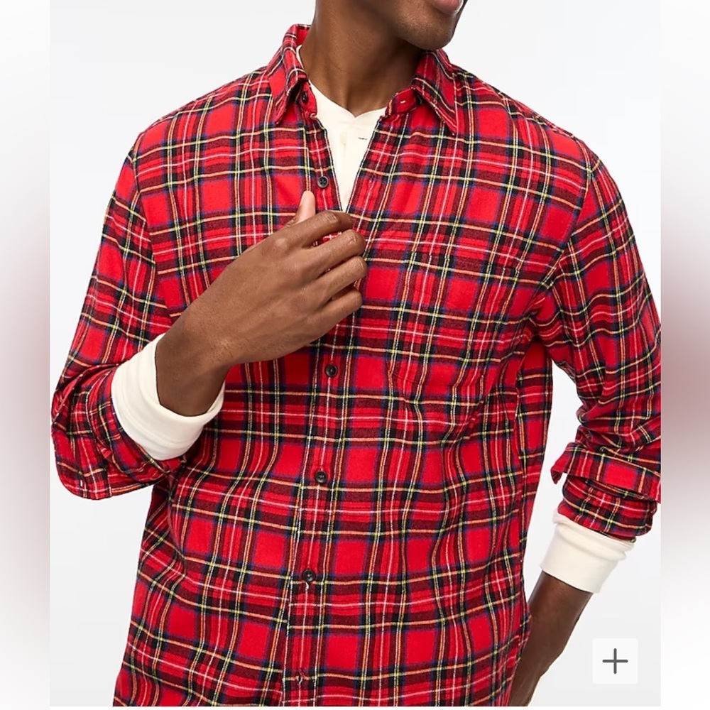 Classic plaid flannel‎ shirt